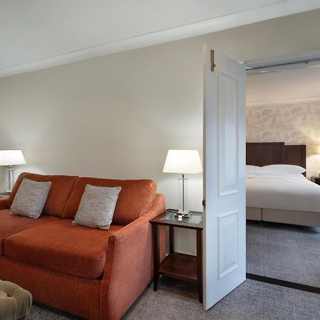 Delta Hotels By Marriott Tudor Park Country Club Maidstone Exterior photo