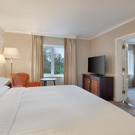 Delta Hotels By Marriott Tudor Park Country Club Maidstone Exterior photo