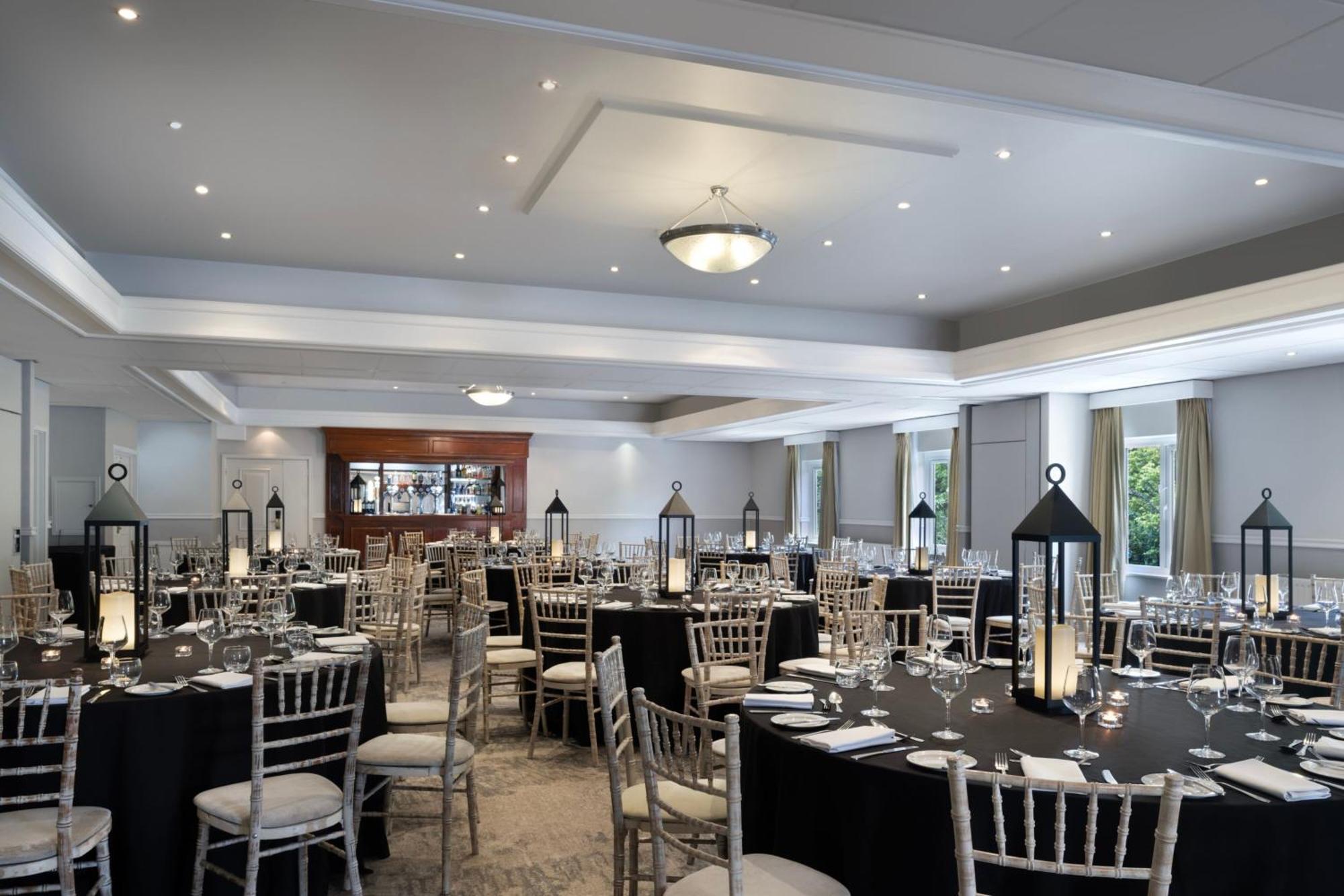Delta Hotels By Marriott Tudor Park Country Club Maidstone Exterior photo