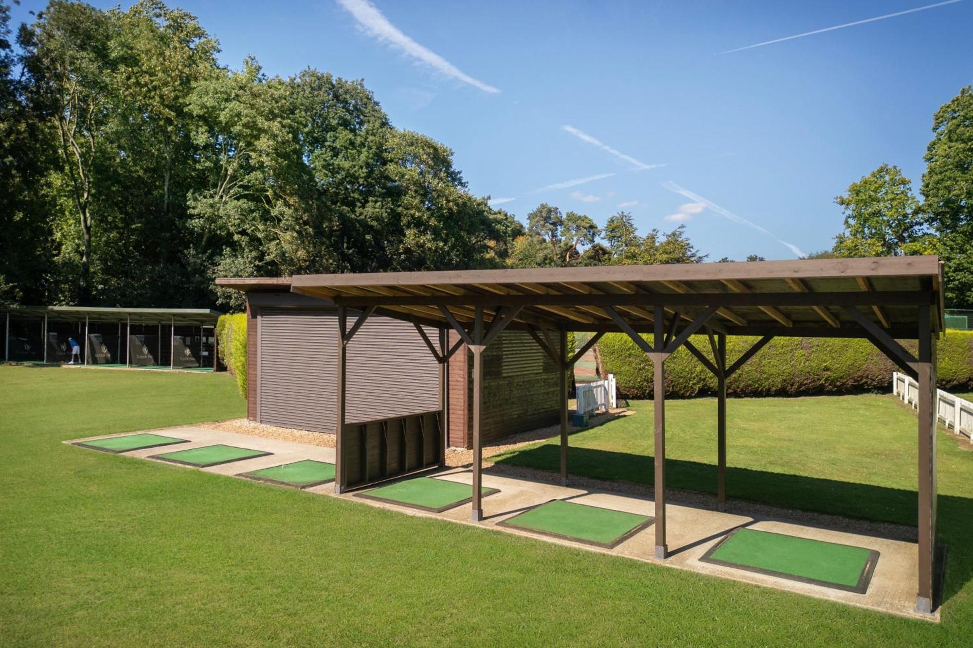 Delta Hotels By Marriott Tudor Park Country Club Maidstone Exterior photo