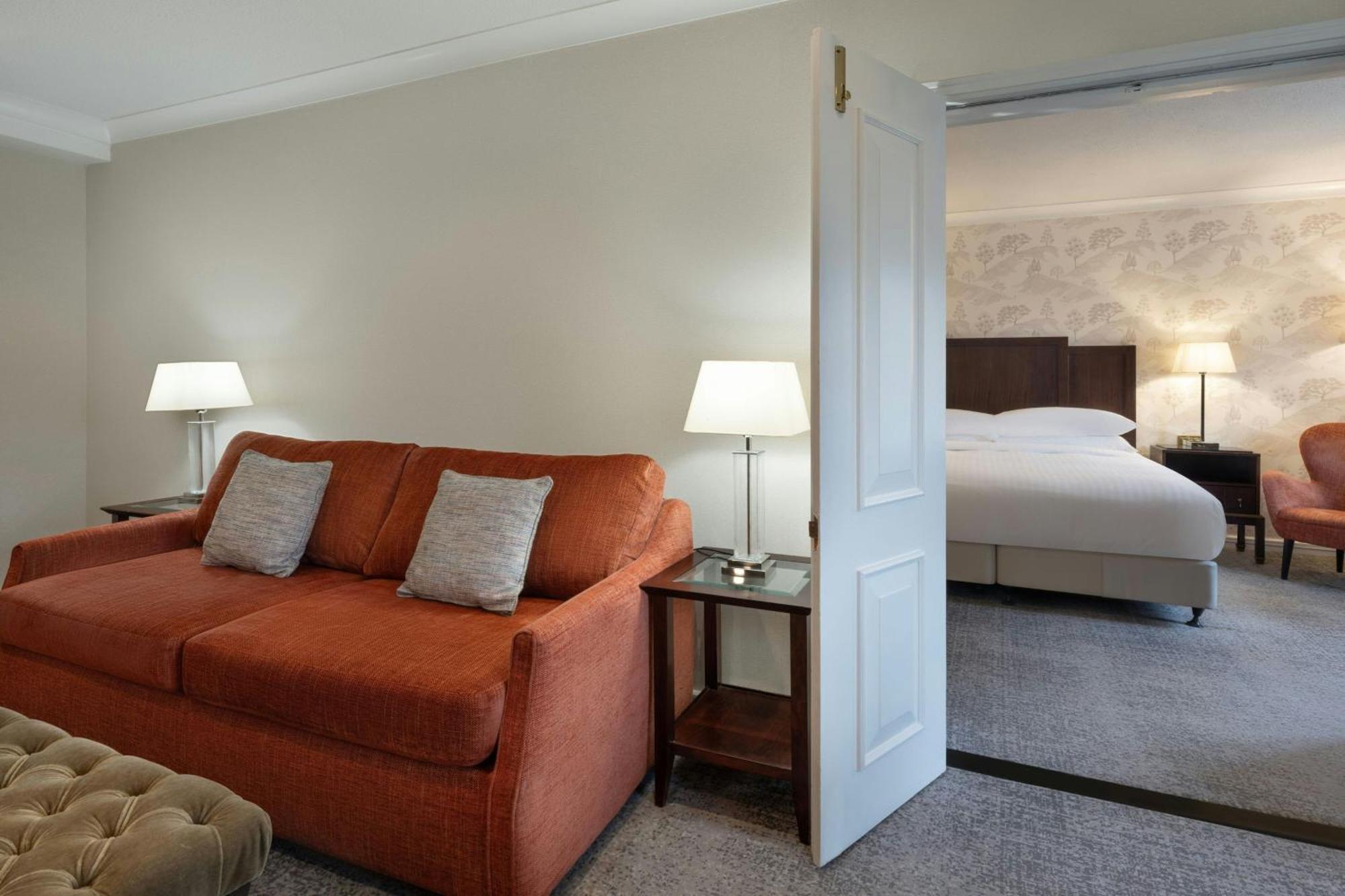 Delta Hotels By Marriott Tudor Park Country Club Maidstone Exterior photo
